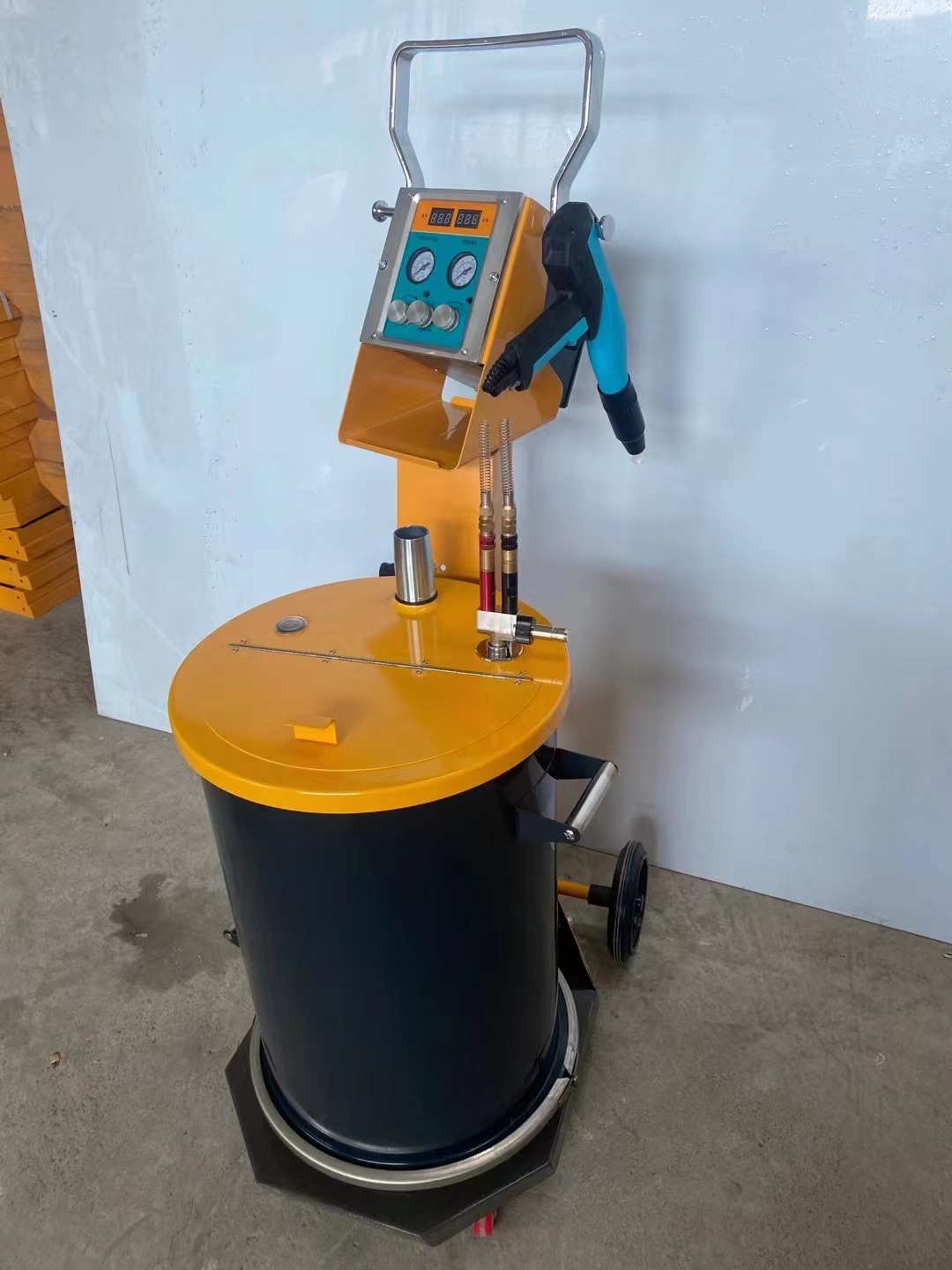 Attrezzatura per rivestimento in polvere efficiente e automatizzata per il rivestimento in polvere